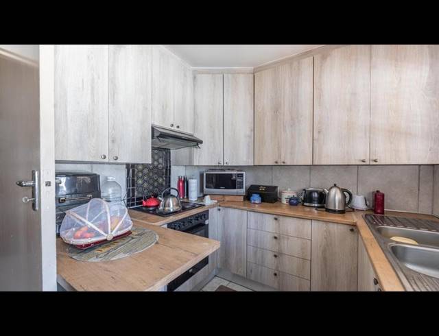 3 BEDROOM HOUSE FOR SALE IN BOTHASIG